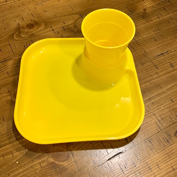 SET OF 6 PLATES AND GLASSES  NEW IN BOX - Picture 11 of 16